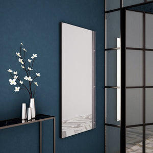Lustro Garda Black w czarnej ramie aluminiowej